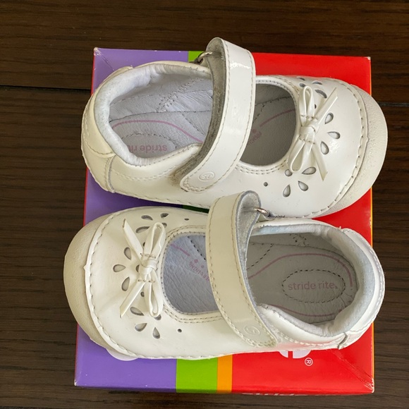 Stride Rite Soft Motion Jane White Shoes - Picture 4 of 5